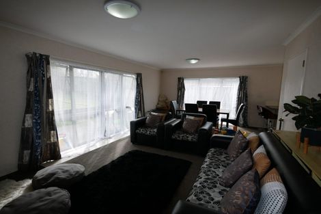 Photo of property in 6 Kaimoana Street, Weymouth, Auckland, 2103