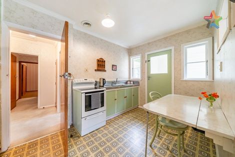 Photo of property in 32 Maymorn Road, Te Marua, Upper Hutt, 5018