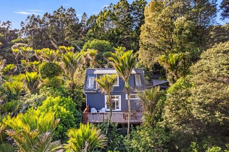 Photo of property in 33 Tainui Road, Titirangi, Auckland, 0604