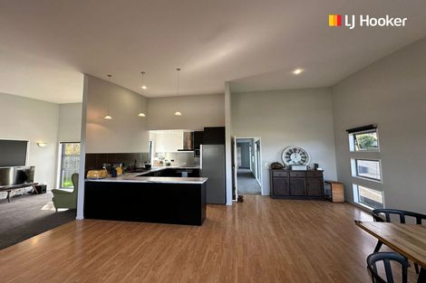 Photo of property in 213 Somerville Street, Shiel Hill, Dunedin, 9013