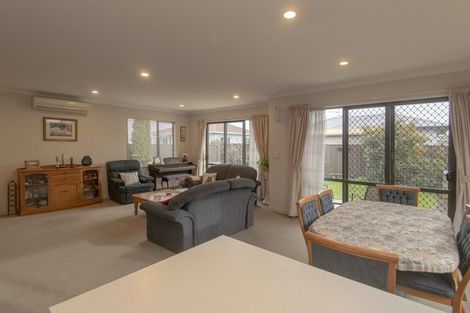 Photo of property in 210a Kennedy Road, Onekawa, Napier, 4110