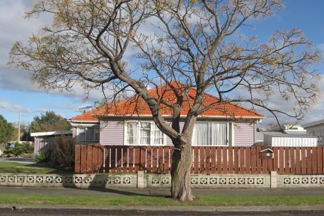 Photo of property in 51 Barker Road, Marewa, Napier, 4110