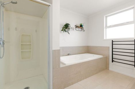 Photo of property in 49 Clare Street, Cambridge, 3434