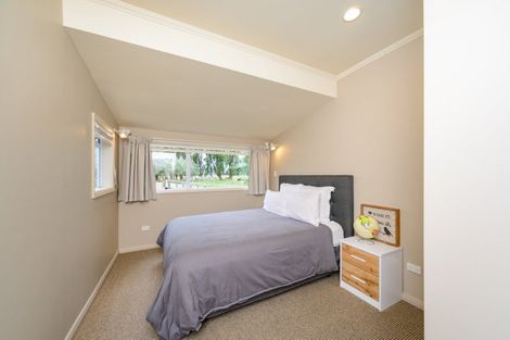 Photo of property in 1633 State Highway 3, Awahuri, Palmerston North, 4476