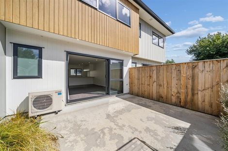 Photo of property in 8/104 Martin Street, Wallaceville, Upper Hutt, 5018
