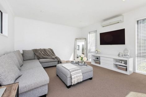 Photo of property in 54 Scoria Close, Pyes Pa, Tauranga, 3112