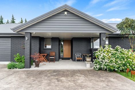 Photo of property in 32 Mill Grove, Clareville, Carterton, 5713