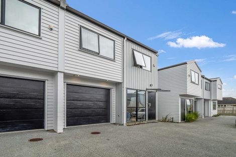 Photo of property in 9/60 Kelman Road, Kelston, Auckland, 0602