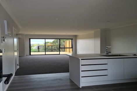 Photo of property in 8/14 Ruakiwi Road, Hamilton Lake, Hamilton, 3204