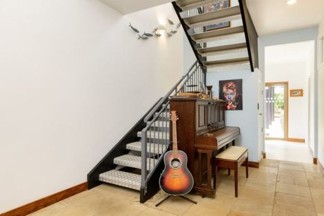 Photo of property in 141 Karewa Parade, Papamoa Beach, Papamoa, 3118