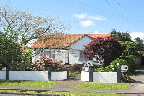 Photo of property in 143 Williams Street, Cambridge, 3434