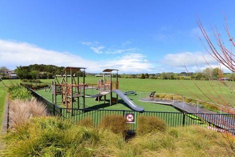 Photo of property in 68 Ayrshire Drive, Grandview Heights, Hamilton, 3200