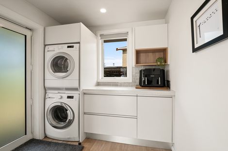 Photo of property in 1 Exmouth Street, Abbotsford, Dunedin, 9018
