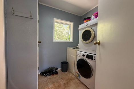 Photo of property in 7 Sanctuary Point, Sunnyhills, Auckland, 2010