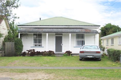 Photo of property in 14 Williams Street, Gisborne, 4010