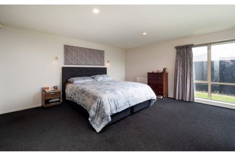 Photo of property in 92 Milns Road, Halswell, Christchurch, 8025