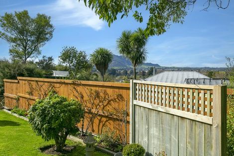 Photo of property in 33 Lakeridge Close, Rangatira Park, Taupo, 3330