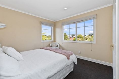 Photo of property in 3 Fairway Drive, Shirley, Christchurch, 8061