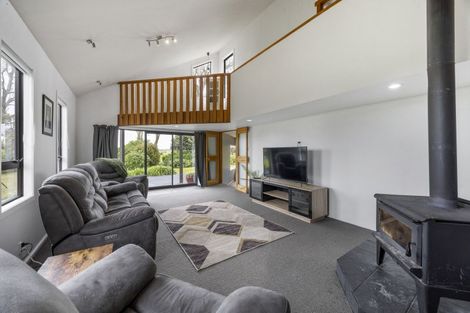 Photo of property in 20 Kiri Road, Te Kiri, Opunake, 4682