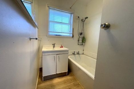 Photo of property in 2/1 Osprey Street, Pakuranga, Auckland, 2010