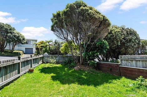 Photo of property in 3 Rossport Street, Johnsonville, Wellington, 6037