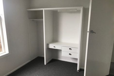 Photo of property in 2/2 Camrose Place, Ilam, Christchurch, 8041