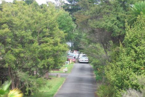 Photo of property in 50 Staincross Street, Green Bay, Auckland, 0604