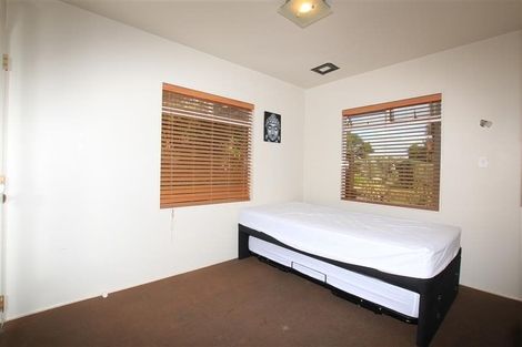 Photo of property in 55 Pemberton Avenue, Bayview, Auckland, 0629