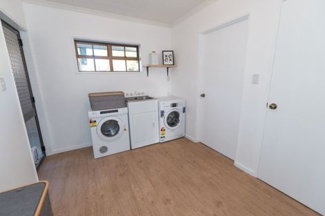 Photo of property in 42 Kenmare Street, Alexandra, 9320
