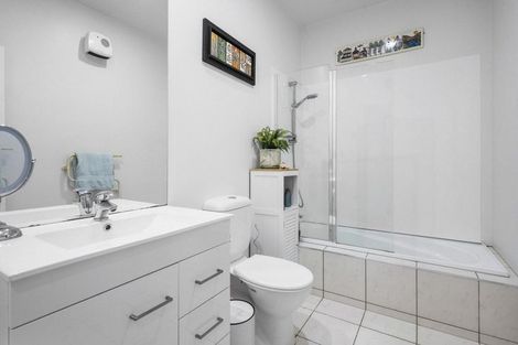 Photo of property in 2 Meredith Street, Addington, Christchurch, 8024