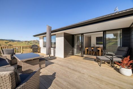 Photo of property in 24 Eagleview Rise, Welcome Bay, Tauranga, 3175