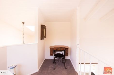 Photo of property in 19 Tiri View Place, Waiake, Auckland, 0630