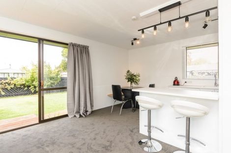 Photo of property in 2 Mcfarlane Place, Springlands, Blenheim, 7201