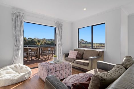 Photo of property in 74 Kinloch Way, Bethlehem, Tauranga, 3110