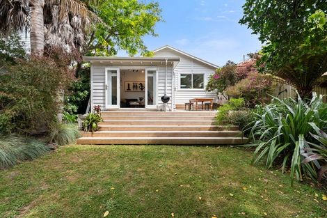 Photo of property in 147 Moxham Avenue, Hataitai, Wellington, 6021