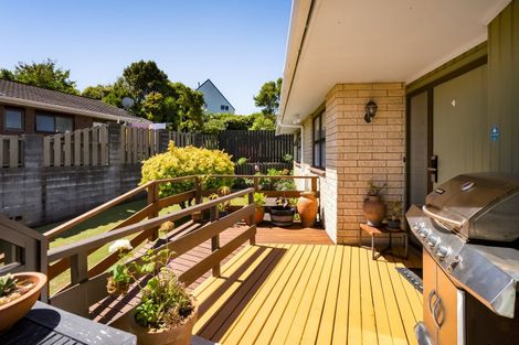 Photo of property in 4 Bronte Place, Whalers Gate, New Plymouth, 4310