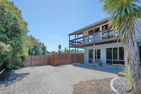 Photo of property in 8 Panckhurst Drive, Woodend, 7610