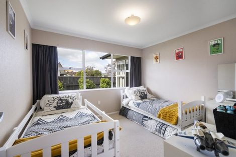 Photo of property in 21 Palliser Place, Milson, Palmerston North, 4414