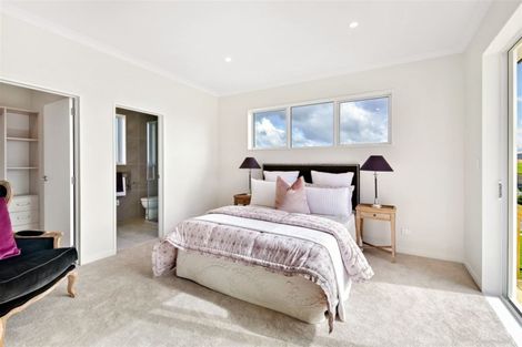 Photo of property in 27 Maka Terrace, Orewa, 0931