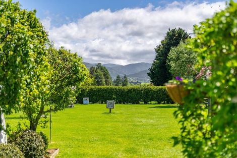 Photo of property in 8 Camellia Lane, Carterton, 5713