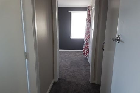 Photo of property in 17 Botanical Road, Takaro, Palmerston North, 4412