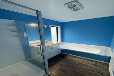 Photo of property in 25 Davington Way, Burswood, Auckland, 2013