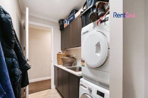 Photo of property in 17 Matepu Crescent, Pyes Pa, Tauranga, 3112