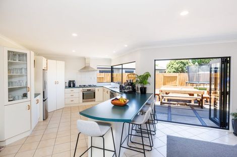 Photo of property in 110 Peter Hall Drive, Kelvin Grove, Palmerston North, 4414