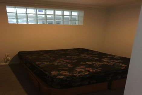 Photo of property in Paramount Apartments, 11/281 Maunganui Road, Mount Maunganui, 3116