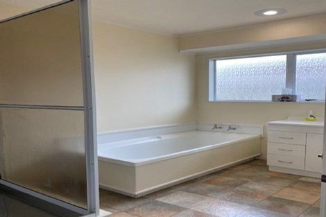 Photo of property in 2/261 Shirley Road, Papatoetoe, Auckland, 2025