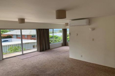 Photo of property in 3/83 Sylvan Avenue, Northcote, Auckland, 0627