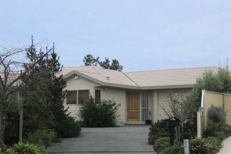 Photo of property in 7 Dules Walk, Taradale, Napier, 4112