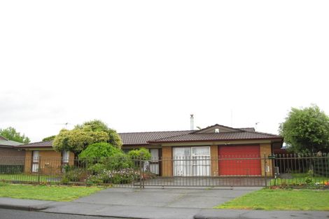 Photo of property in 57 Chichester Drive, Rosehill, Papakura, 2113