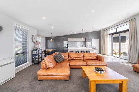 Photo of property in 8 Talboys Drive, Winton, 9720